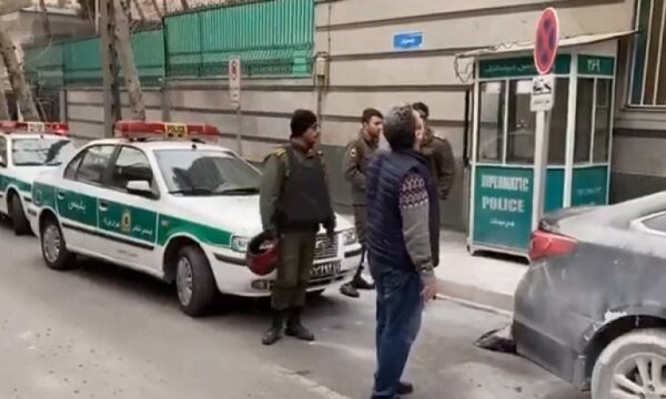 İran: Azerbaycan Büyükelçiliği saldırganı yakalandı