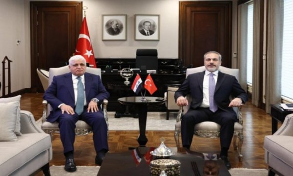 Dışişleri Bakanı Hakan Fidan, Haşdi Şabi Başkanı ile görüştü