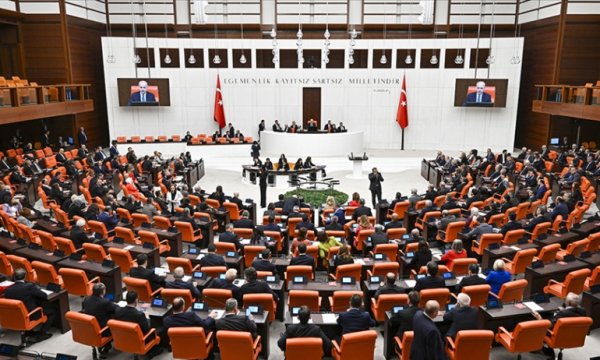 İsrail’in saldırılarına ilişkin araştırma önergesi AKP ve MHP oylarıyla reddedildi