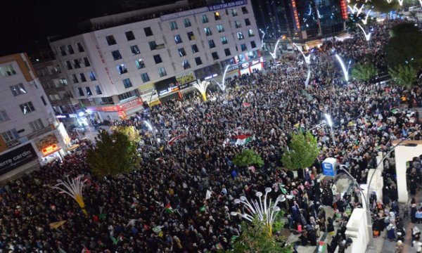 Batman ve Diyarbakır'daki mahşeri kalabalık Kürt milliyetçilerini rahatsız etti