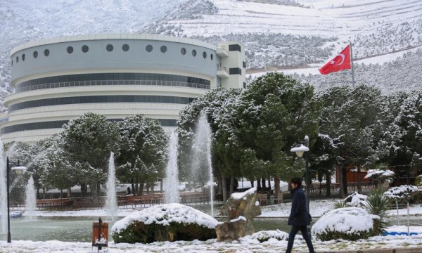 Yabancı uyruklu öğrenciler puanları değiştirilerek tıp fakültesine kaydedilmiş!