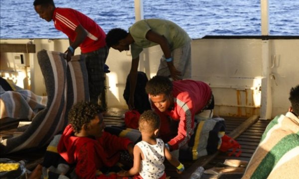 Libya açıklarında 61 göçmen kayboldu 