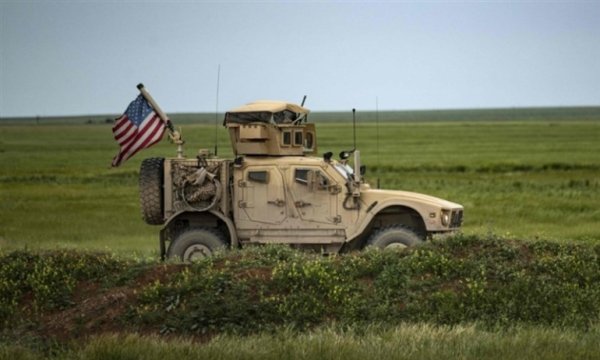 Deyrizor'daki Amerikan üssü vuruldu