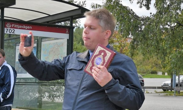 İsveç'te İslam karşıtı eylemler, partiler arasında tartışmaya yol açtı