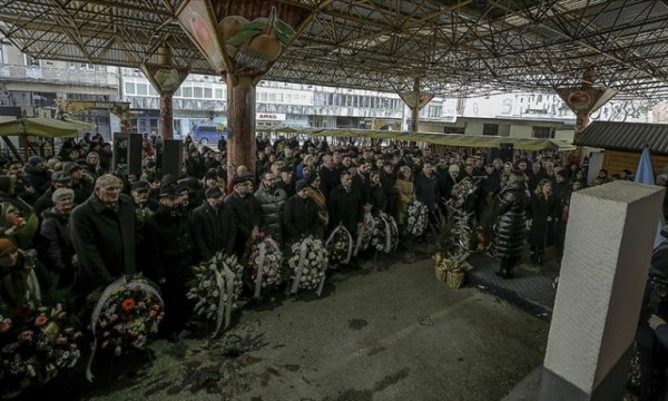Saraybosna'daki pazar yeri katliamı kurbanları 29. yılında törenle anıldı