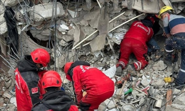 Cezayir'den deprem bölgelerine 30 milyon dolarlık destek