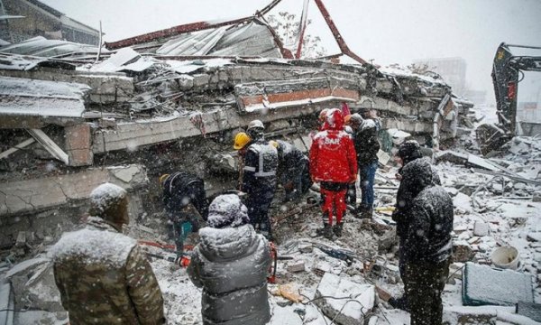 DSÖ, Türkiye'deki deprem için 3. Seviye Acil Durum ilan etti