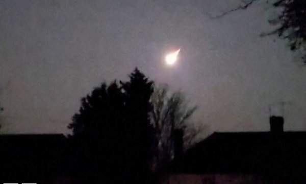 Atmosfere giren asteroid Manş Denizi üzerinde infilak etti