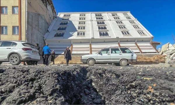 Binaların yıkılma şekilleri ne anlama geliyor?