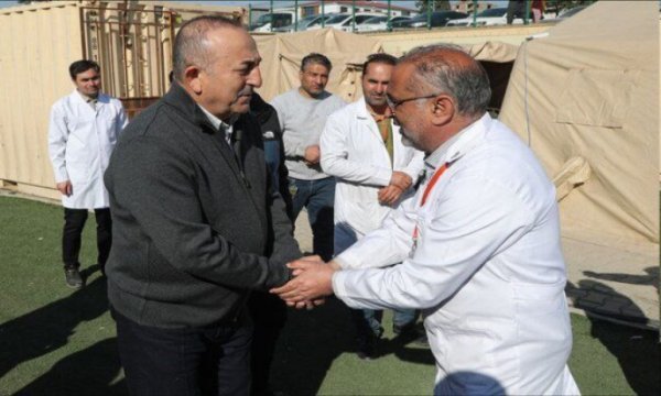 Türkiye Dışişleri Bakanı Çavuşoğlu'ndan İran'a teşekkür ziyareti