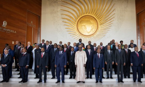 Afrika Birliği, İsrail'e gözlemci üyelik verme kararını askıya aldı