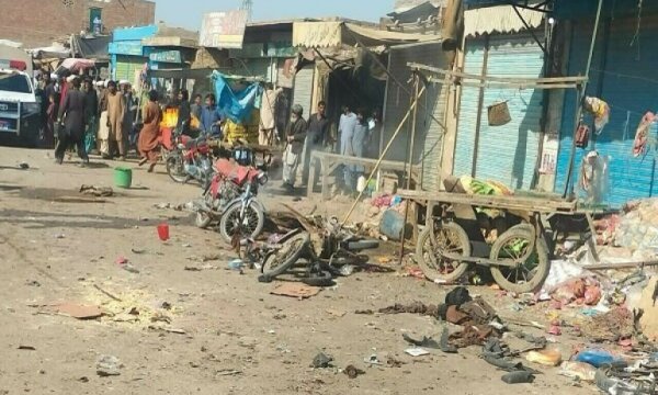 Pakistan'da yine bombalı saldırı