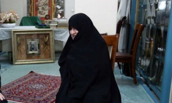 Şehit Murtaza Mutahhari’nin eşi vefat etti