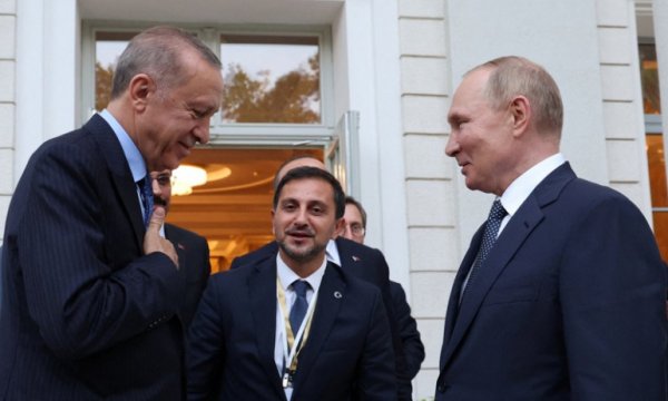CNN'de 'Erdoğan' yorumu: Rus parası olmasaydı...