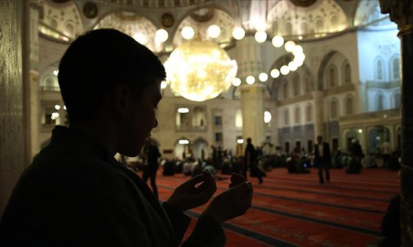 Ramazanın müjdecisi Berat Kandili yarın idrak edilecek