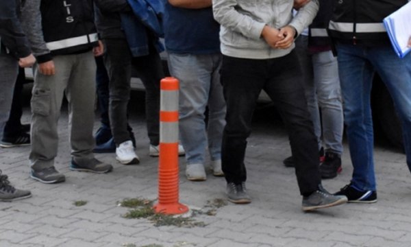 Ankara ve İstanbul'da 'FETÖ' operasyonu