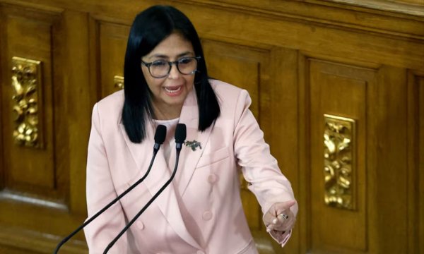 Maduro ona 'kaplan' diyor... Venezuela'da 'geçici' başkan olarak atandı!