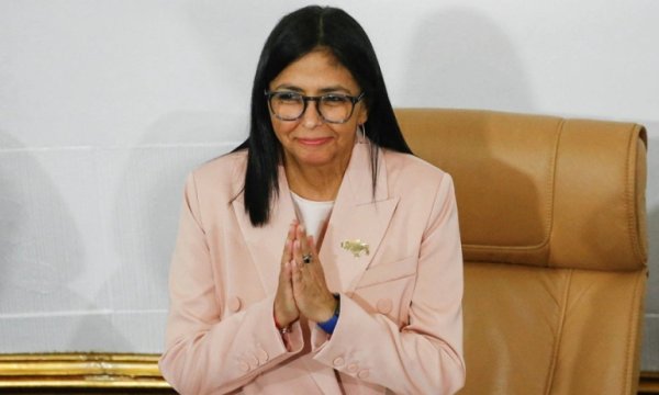 Venezuela’da yetki Delcy Rodriguez’e devredildi