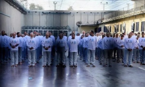 Filistinli ailelerden dünya çapında esirleri kurtarma kampanyası 
