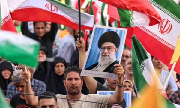 İran’da milyonlar devrime sahip Çıktı; ABD ve İsrail’e sert mesaj