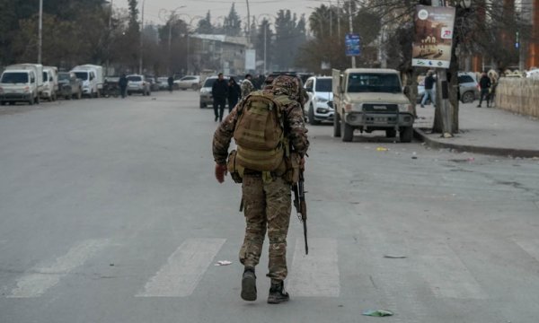 Suriye’de çatışmalar artarak devam ediyor: Halep’te sokağa çıkma yasağı