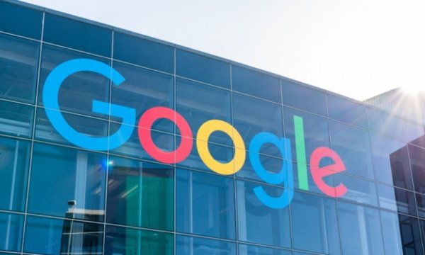 Google'a "çocukları manipüle etme" suçlaması 