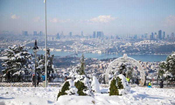 İstanbul’a pazar günü kar geliyor: Sıcaklığın -1 dereceye kadar düşmesi bekleniyor