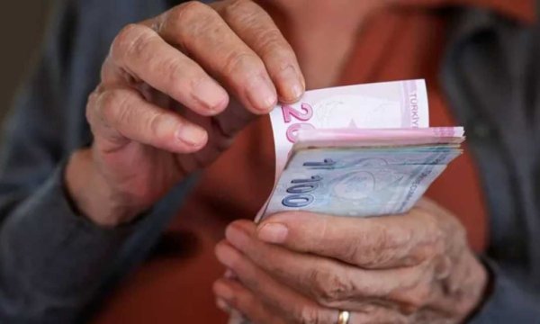 Teklif Meclis'te kabul edildi: Endüşük emekli aylığı 20 bin TL oldu