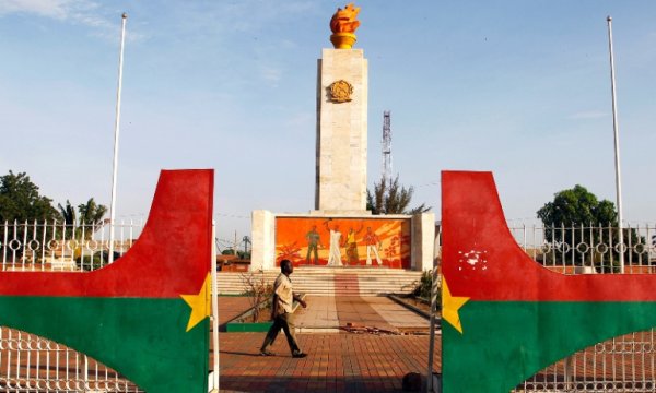 Burkina Faso’da tüm siyasi partiler kapatıldı