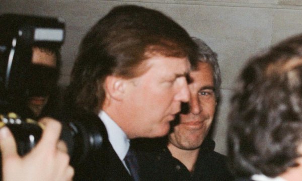 Dünya bu satırları konuşuyor: 13 yaşındaydım Trump bana...