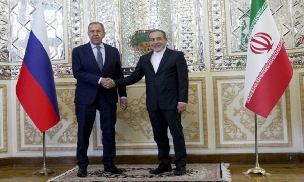 Lavrov'dan Erakçi'ye tebrik mesajı