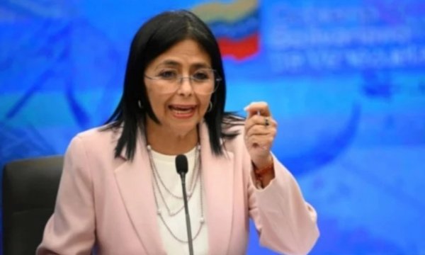 Rodriguez: Nicolas Maduro halen ülkenin meşru devlet başkanıdır
