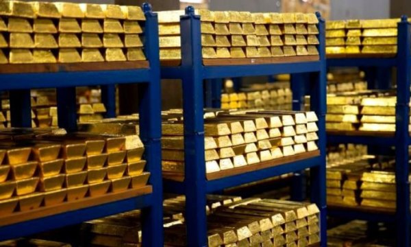 Lübnan devleti hazinedeki tüm altınları satışa çıkardı