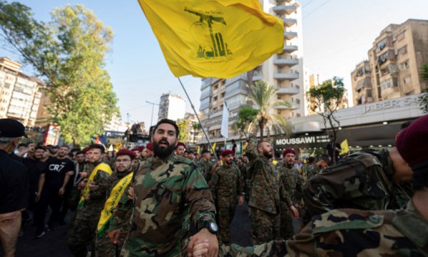 Hizbullah üç cephede savaşıyor