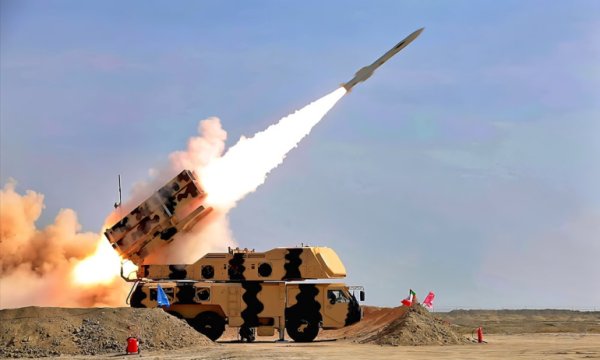 İran, 4 ayrı ülkede stratejik Amerikan varlığını imha etti