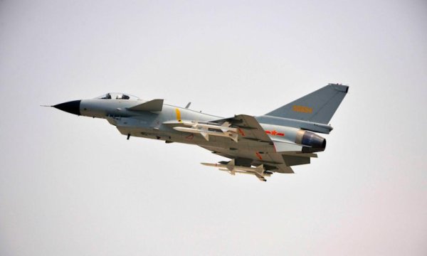 Rusya ve Çin'den İran'a hava kalkanı: Su-35 ve J-10C'ler devrede