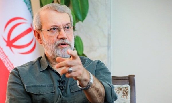 Laricani’den Trump’a; Aşure ruhuna sahip İran halkı sizin kof tehditlerinizden korkmaz