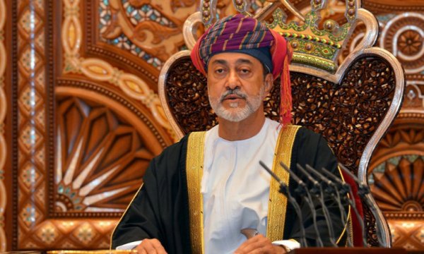 Umman Sultanı’ndan Ayetullah Mücteba Hamaney’in seçilmesine tebrik mesajı