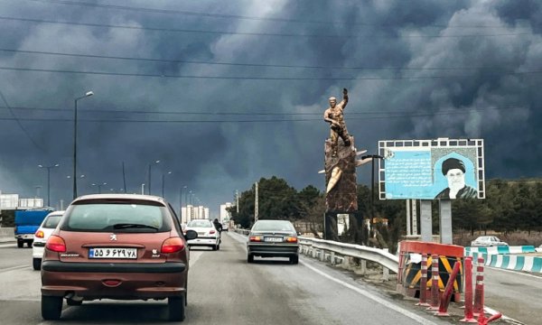 Schiller Enstitüsü forumundan uyarı: İran savaşı nükleer hesaplaşma riski taşıyor