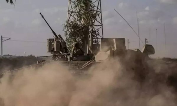 Hizbullah İsrail’e ait iki savaş tankını füzelerle vurdu