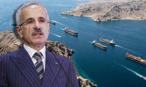 Bakan Uraloğlu duyurdu... Türk sahipli 2 gemi Hürmüz Boğazı’ndan geçti