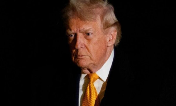 Pedofili Trump: NATO’dan çekilmeyi ciddi biçimde düşünüyorum