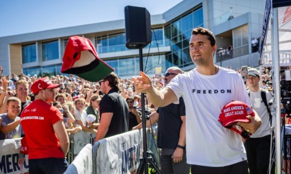 Eski CIA yetkilisi: FBI Charlie Kirk cinayetini önceden biliyordu