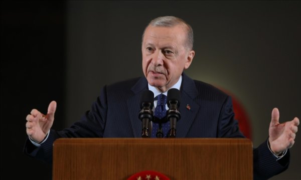 İslami camiadan tanınan yazardan Erdoğan'a Muaviye hatırlatması