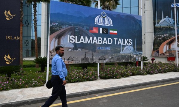 Tahran: ABD’nin mantıksız talepleri masayı dağıttı