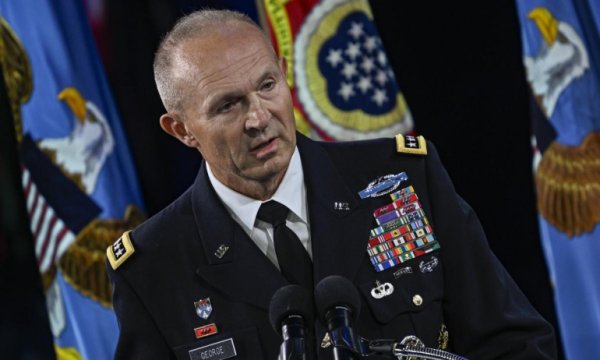 Trump’ın görevden aldığı general: Ordu, karakterli liderleri hak ediyor