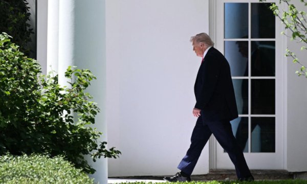 Trump'ın İran korkusu: Kapalı kapılar ardında neler oluyor?