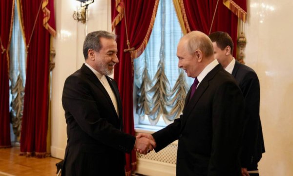 Putin'den İran halkına övgüler!