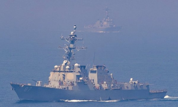 Hürmüz Boğazı'nda sıcak savaş: ABD ve İran güçleri birbirini vurdu