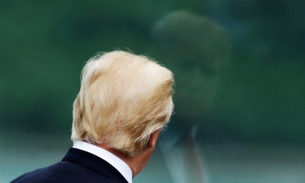 Hürmüz girdabında çırpınan Trump, başlattığı operasyonu 48 saatte kesti